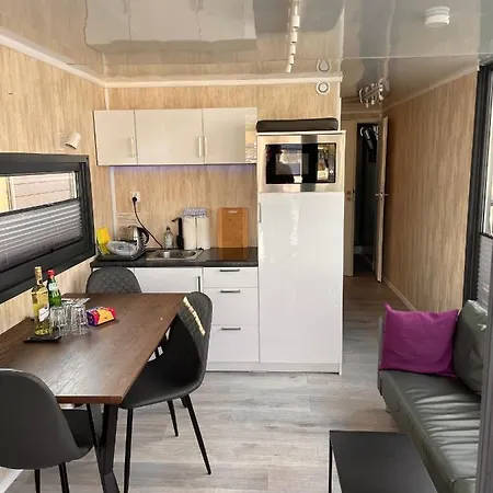 보트호텔 Hausboot Saale-unstrut *