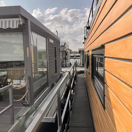 Ботель Hausboot Saale-unstrut *