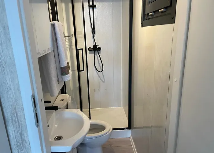 보트호텔 Hausboot Saale-unstrut